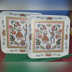 2 Vintage Serving Trays Maxey